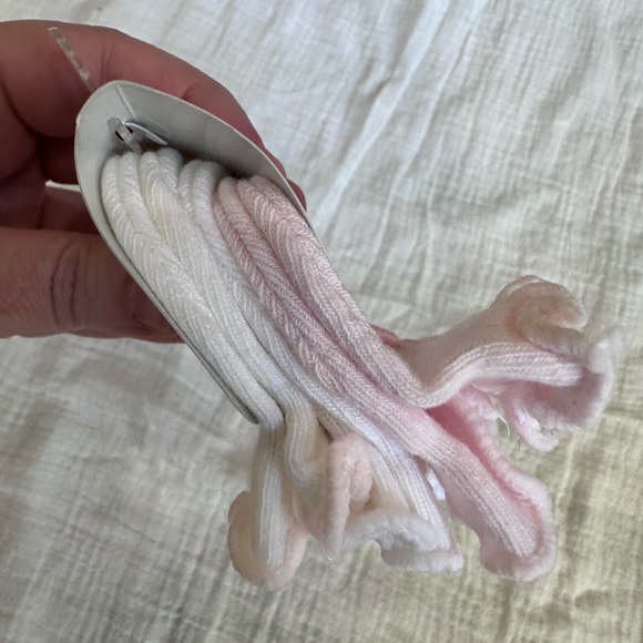 NWT Playette Preemie and Tiny Newborn Mittens - 3 Pack - Up to 3.2kgs - Picture 3 of 3